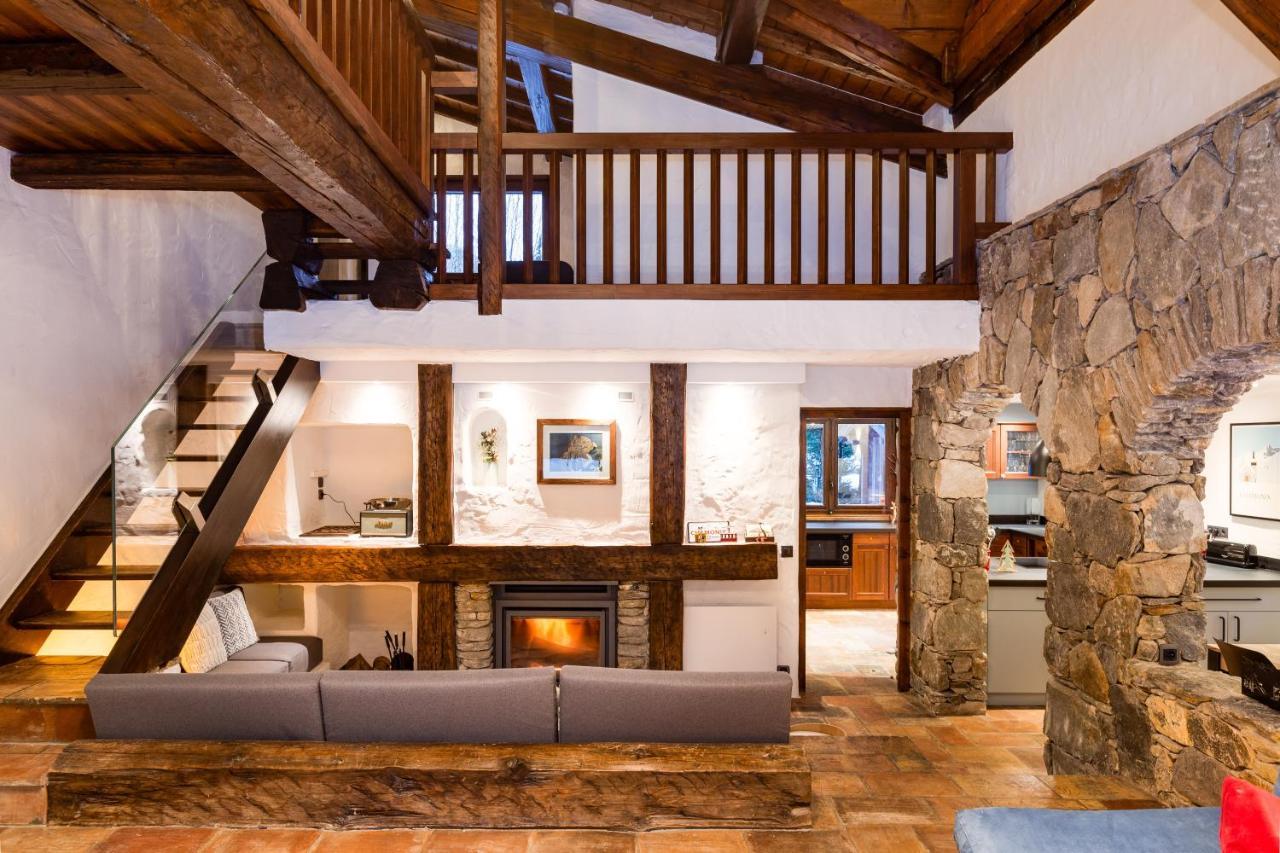 Chalet Les Praz - 280Sqm - Sauna Cinema Fitness - 5 Bedrooms In Heart Of Les Praz - By Cozee Rentals Шамони Экстерьер фото