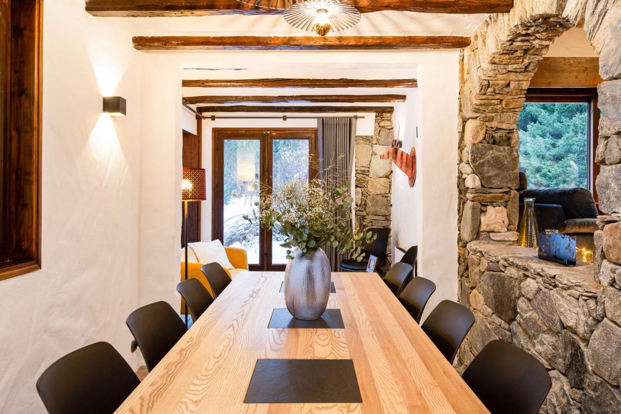 Chalet Les Praz - 280Sqm - Sauna Cinema Fitness - 5 Bedrooms In Heart Of Les Praz - By Cozee Rentals Шамони Экстерьер фото